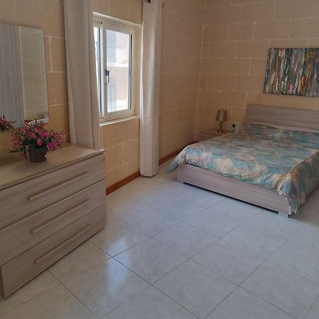 Hideaway Flats Apartman Xlendi Kültér fotó
